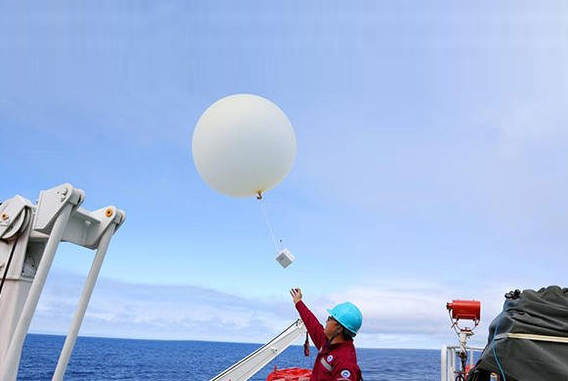 Weather balloon